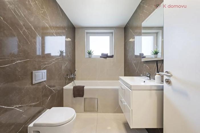 Prodej bytu 3+kk, Praha - Zbraslav, Na Baních, 78 m2