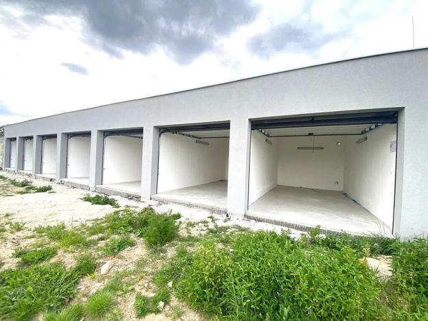 Prodej garáže, Uherský Brod, 21 m2