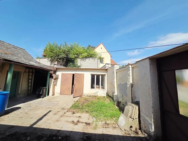 Prodej rodinného domu, Staré Město, V Zahradě, 80 m2