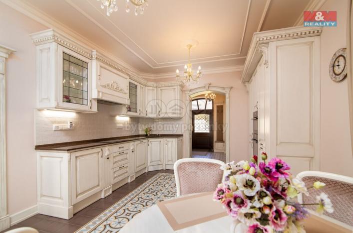 Prodej rodinného domu, Mariánské Lázně, Chopinova, 630 m2