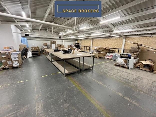 Pronájem skladu, Praha - Hostivař, Radiová, 2107 m2