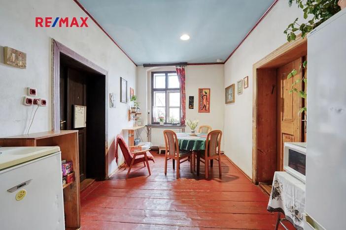 Prodej domu, Úterý, 677 m2