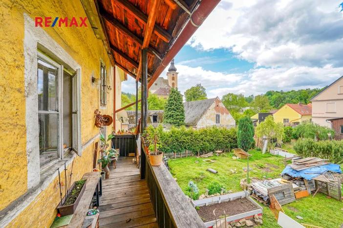 Prodej domu, Úterý, 677 m2