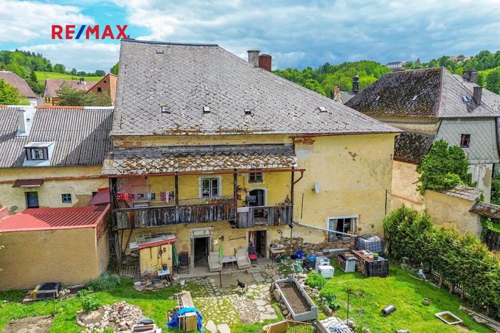 Prodej domu, Úterý, 677 m2