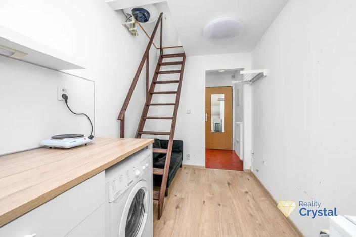 Prodej bytu 1+kk, Praha, náměstí Antonína Pecáka, 18 m2