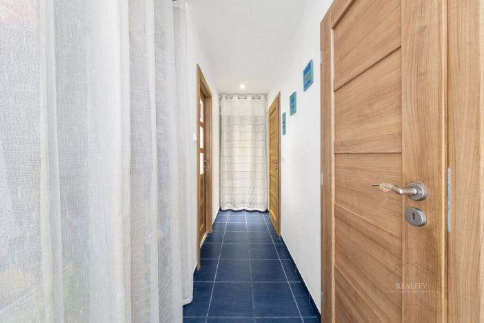 Prodej bytu 3+kk, Praha - Kobylisy, Třeboradická, 68 m2