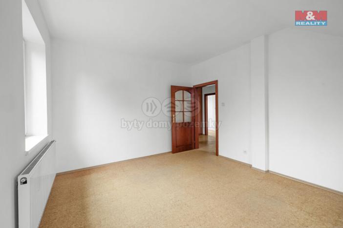 Prodej rodinného domu, Záryby, 200 m2