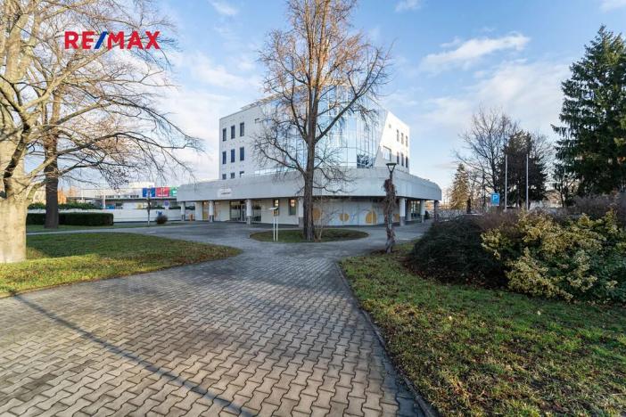 Pronájem obchodního prostoru, Kolín, Sladkovského, 540 m2