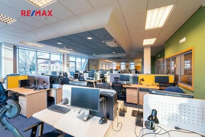 Pronájem obchodního prostoru, Kolín, Sladkovského, 540 m2