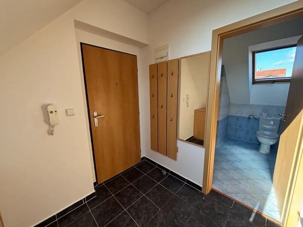 Prodej bytu 2+kk, Jesenice, Lomená, 45 m2