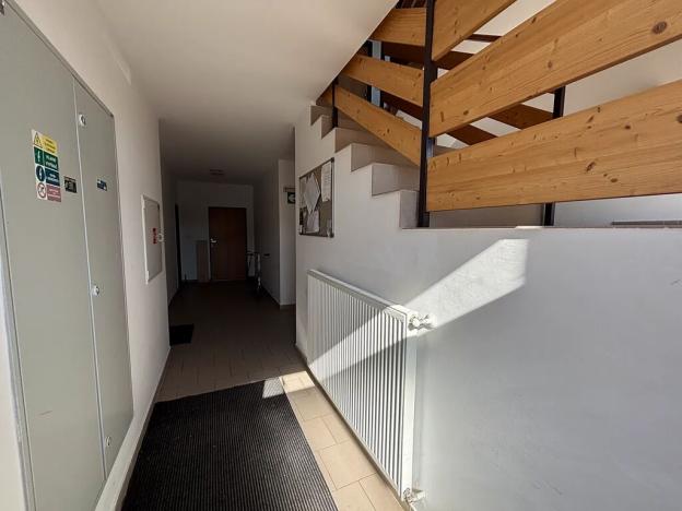 Prodej bytu 2+kk, Jesenice, Lomená, 45 m2