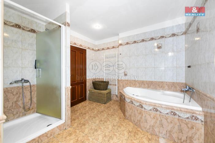 Prodej rodinného domu, Chlumčany, Svatopluka Čecha, 250 m2