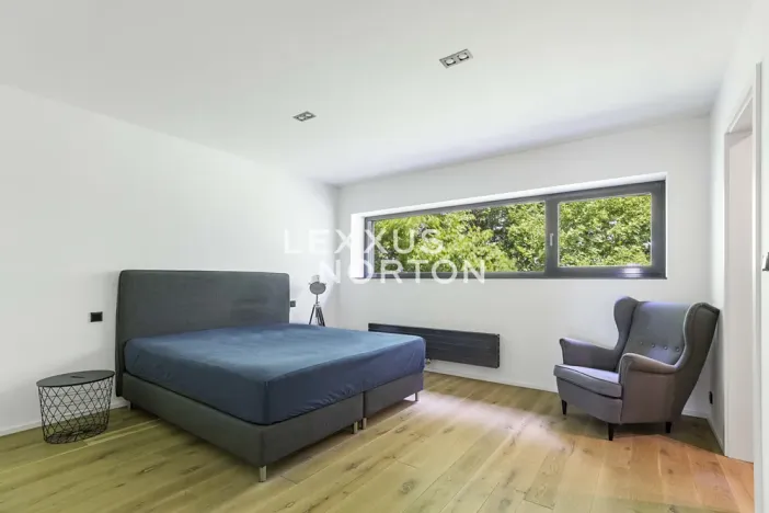 Prodej rodinného domu, Praha - Dolní Chabry, Počeradská, 332 m2