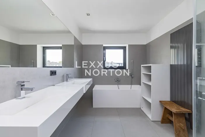 Prodej rodinného domu, Praha - Dolní Chabry, Počeradská, 332 m2