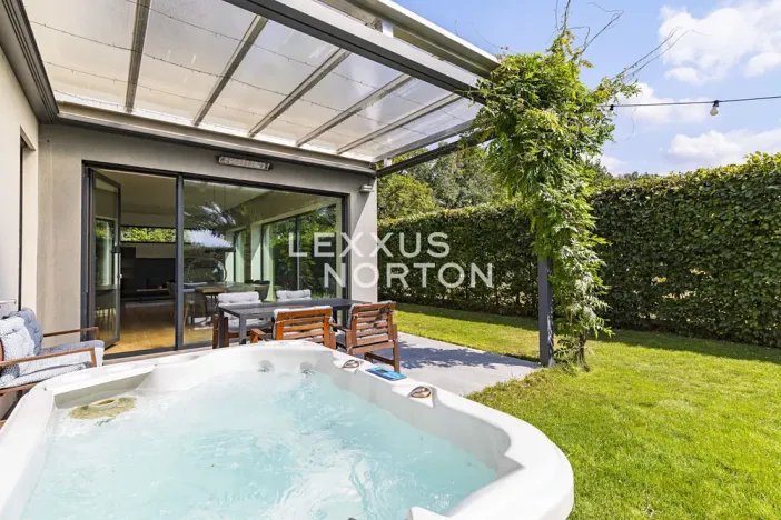 Prodej rodinného domu, Praha - Dolní Chabry, Počeradská, 332 m2