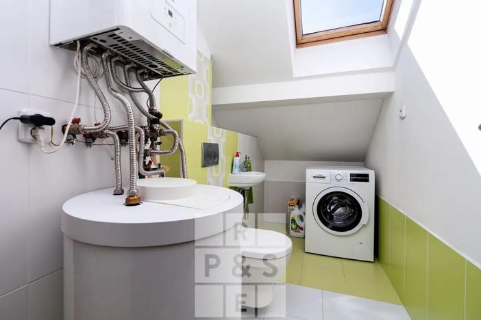 Prodej vícegeneračního domu, Praha - Štěrboholy, Pod areálem, 333 m2