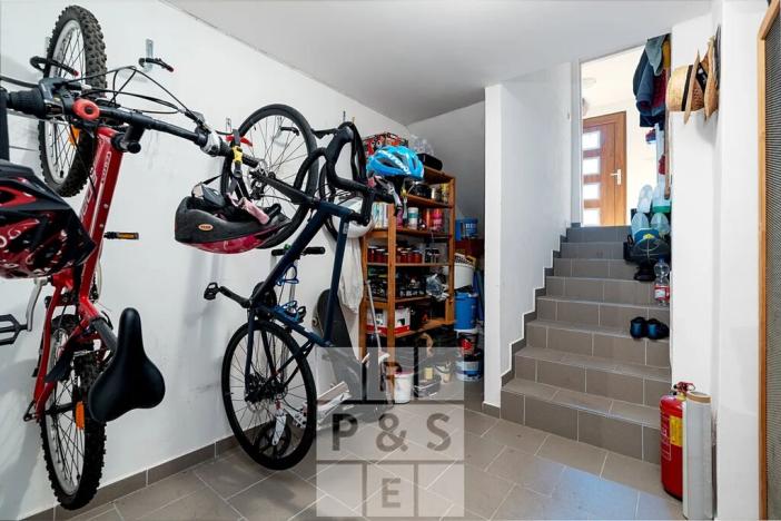 Prodej vícegeneračního domu, Praha - Štěrboholy, Pod areálem, 333 m2