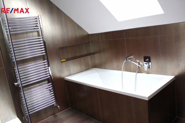 Pronájem bytu 2+kk, Ostrava - Mariánské Hory, Josefa Šavla, 63 m2