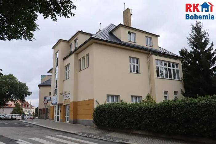 Pronájem bytu 3+kk, Praha - Dejvice, Evropská, 77 m2