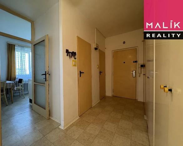 Prodej bytu 3+1, Ostrov, Masarykova, 70 m2