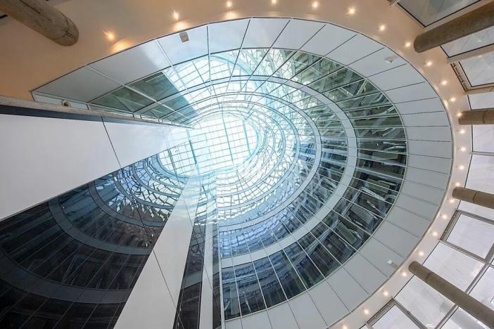 Pronájem kanceláře, Praha - Smíchov, Plzeňská, 454 m2