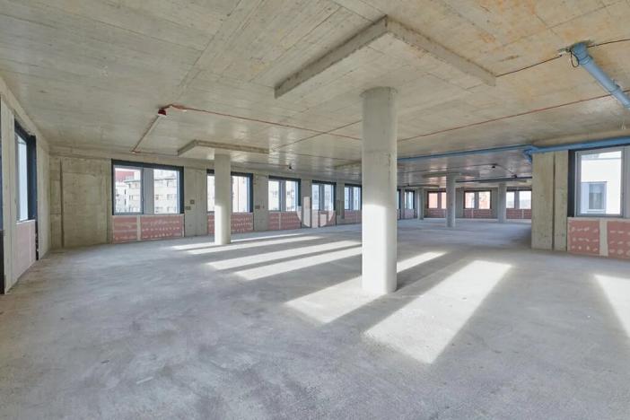 Pronájem kanceláře, Praha - Holešovice, Veletržní, 375 m2