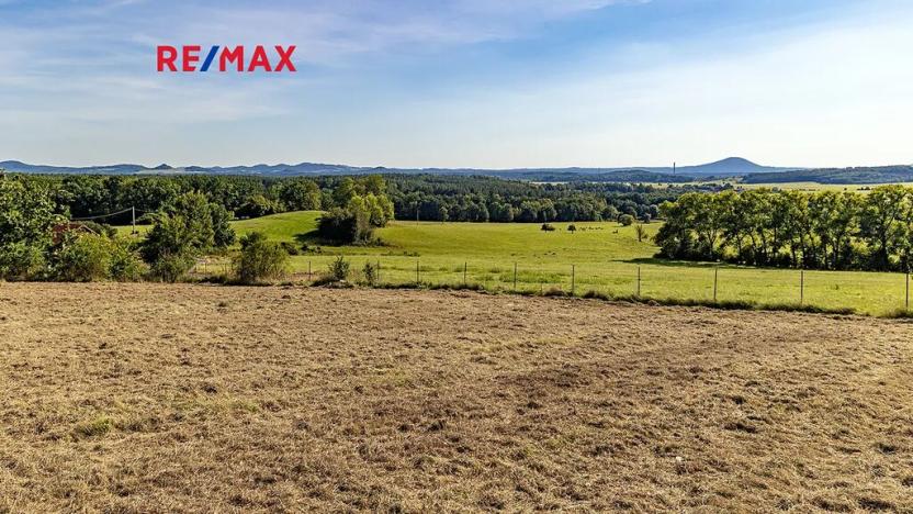 Prodej pozemku pro bydlení, Svojkov, 2003 m2