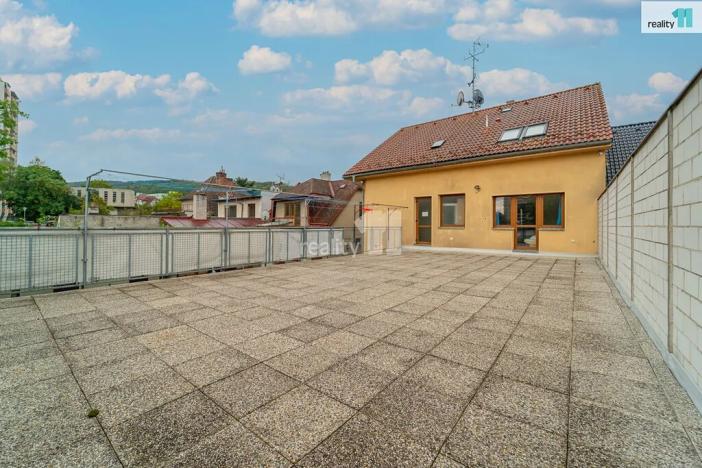 Prodej činžovního domu, Zlín, Růžová, 600 m2