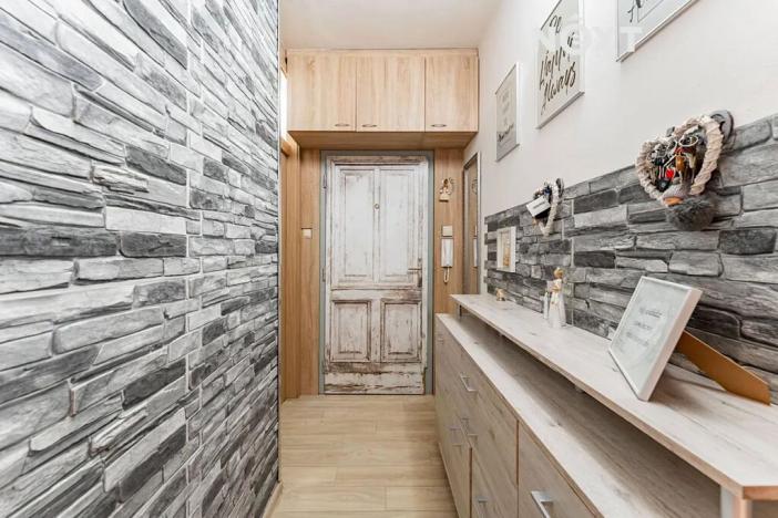 Prodej bytu 3+1, Šumperk, Bratrušovská, 68 m2