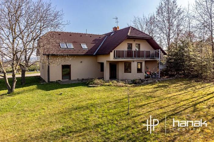 Pronájem rodinného domu, Strančice, 259 m2