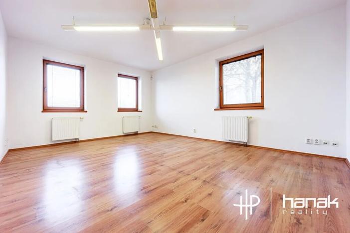 Pronájem rodinného domu, Strančice, 259 m2