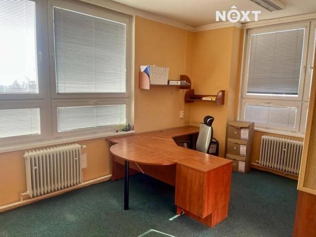 Pronájem kanceláře, Tábor, Skálova, 700 m2