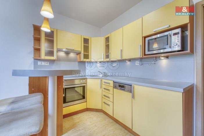 Pronájem bytu 2+kk, Klatovy - Klatovy III, Sídliště U Pošty, 36 m2