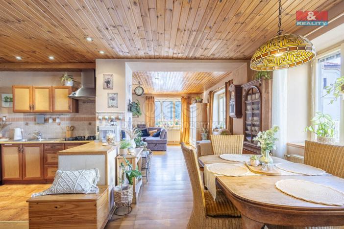 Prodej rodinného domu, Nový Bor - Arnultovice, Rumburských hrdinů, 240 m2