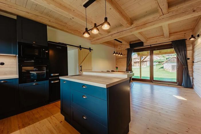 Prodej rodinného domu, Lužany, 425 m2