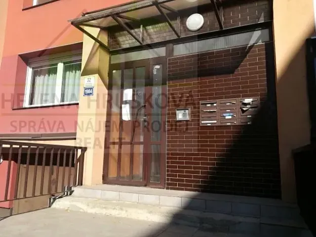 Pronájem garáže, Ostrava, Otakara Jeremiáše, 19 m2