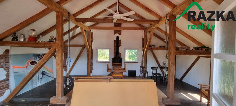 Prodej rodinného domu, Chodský Újezd, 400 m2