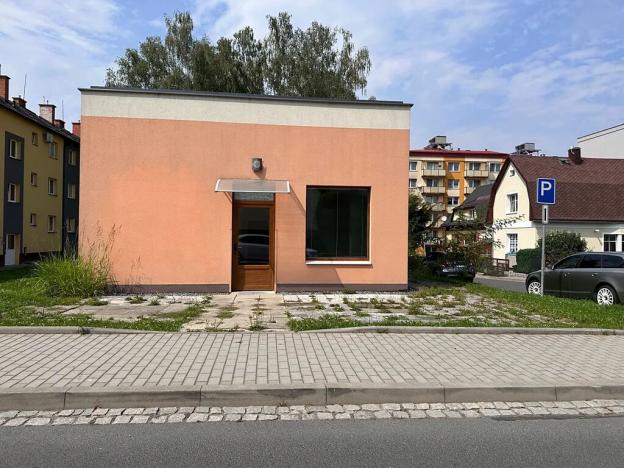Pronájem obchodního prostoru, Jeseník, Vaškova, 45 m2