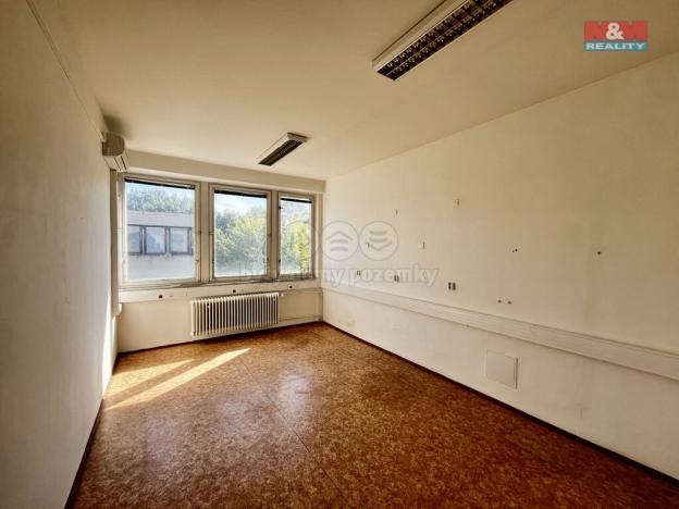 Pronájem kanceláře, Brno - Komárov, Hněvkovského, 109 m2