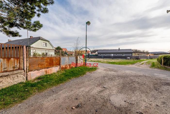 Prodej pozemku pro bydlení, Bechlín, 1430 m2