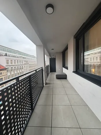 Pronájem bytu 3+kk, Praha - Karlín, Pernerova, 81 m2