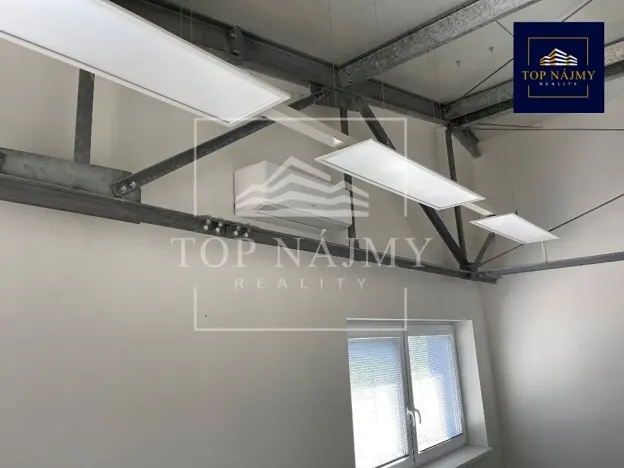 Pronájem skladu, Ostrava, Opavská, 500 m2