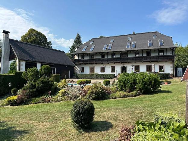 Prodej komerční nemovitosti, Povrly, Lysá, 635 m2