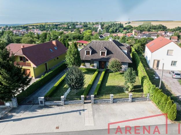 Prodej rodinného domu, Krumvíř, 220 m2