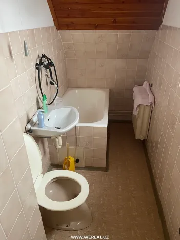 Prodej rodinného domu, Praha - Nebušice, V březinkách, 221 m2