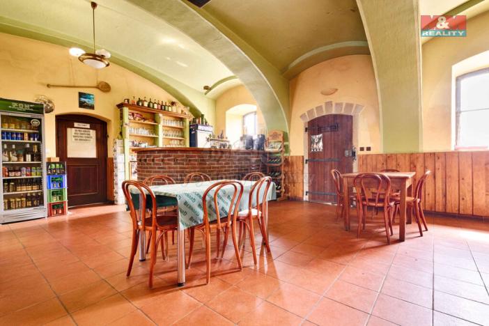 Prodej restaurace, Studená, Tyršova, 879 m2