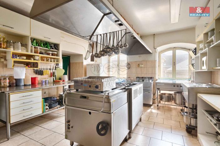 Prodej restaurace, Studená, Tyršova, 879 m2