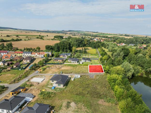 Prodej pozemku pro bydlení, Lutopecny, 898 m2