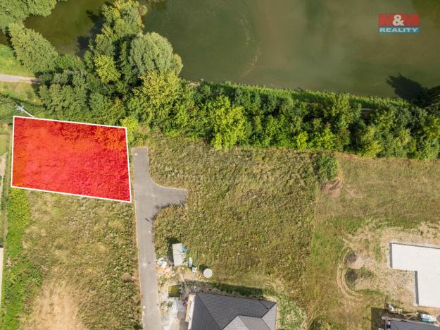 Prodej pozemku pro bydlení, Lutopecny, 898 m2