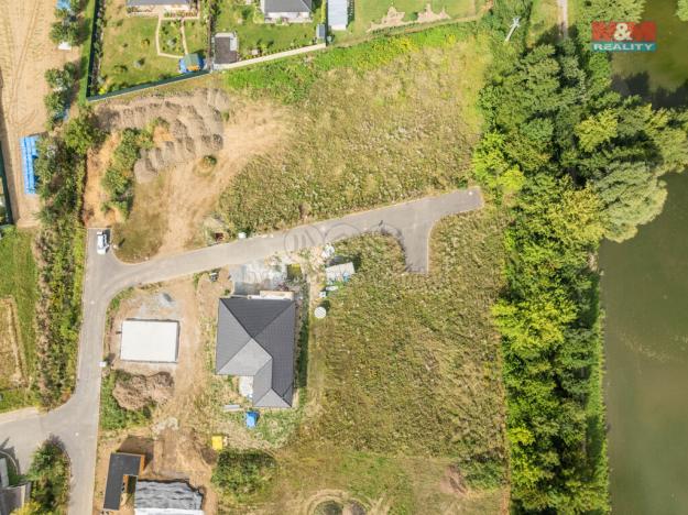 Prodej pozemku pro bydlení, Lutopecny, 898 m2